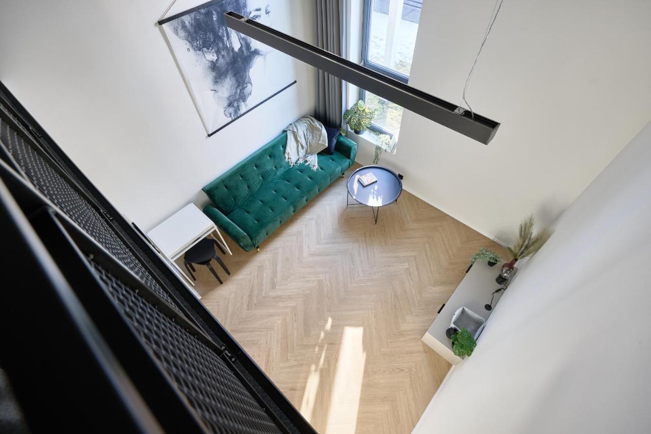 21 Stylish Lofts By Dream Apartment *